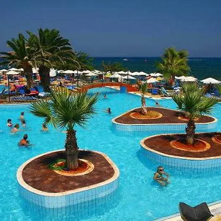 Eri & Village Hotel 4*