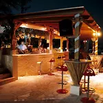 Eri Beach&village Hotell