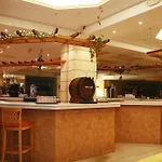 Eri Beach&village