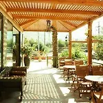 Eri Beach&village