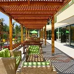 Eri Beach&village