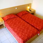 Eri Beach&village Hotell 4*