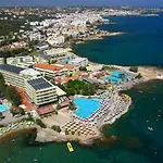 Hotel Eri & Village