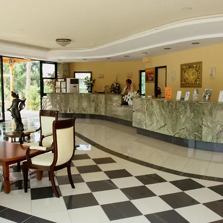 Eri & Village 4* خيرسونِسوس