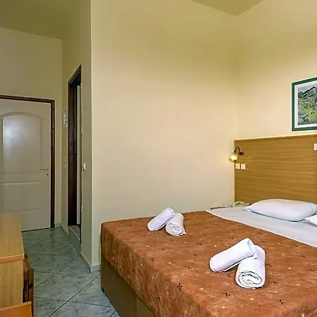 Hotell Eri Beach&village 4*