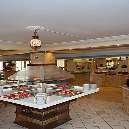 Hotell Eri Beach&village