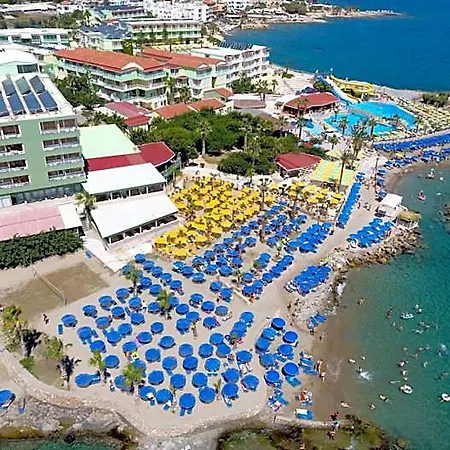 Hotell Eri Beach&village