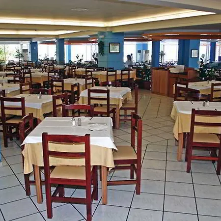 Hotel Eri & Village 4*