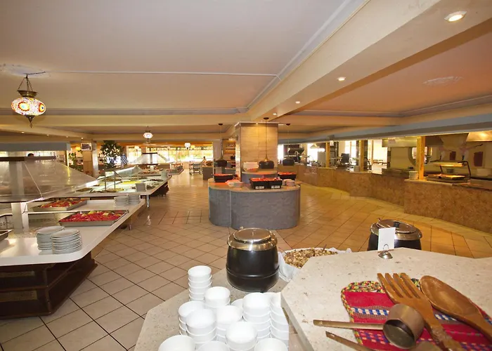 Hotel Eri & Village 4*