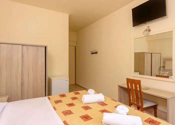 Eri & Village Hotel Hersonissos (Crete)