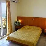 Hotel Eri & Village 4*